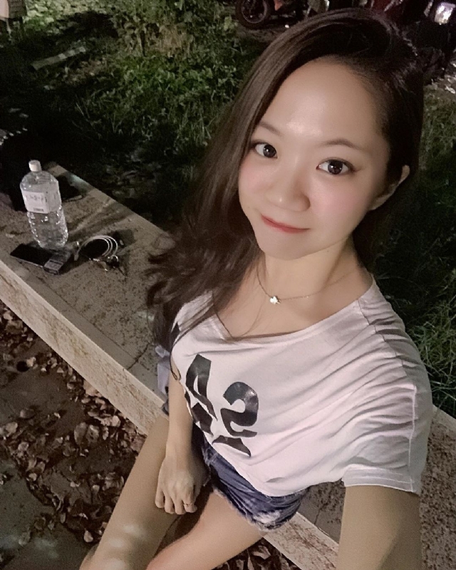 欣欣的第一张照片--台中父母相亲团